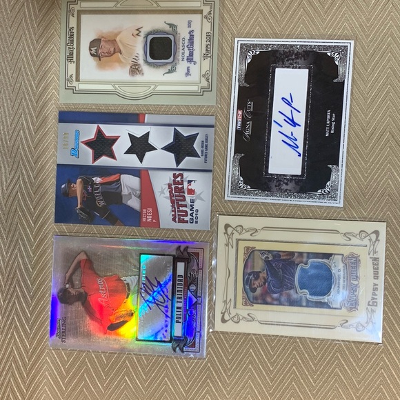 22 Assorted Baseball cards (RCs, Autos, jerseys) - Picture 4 of 4